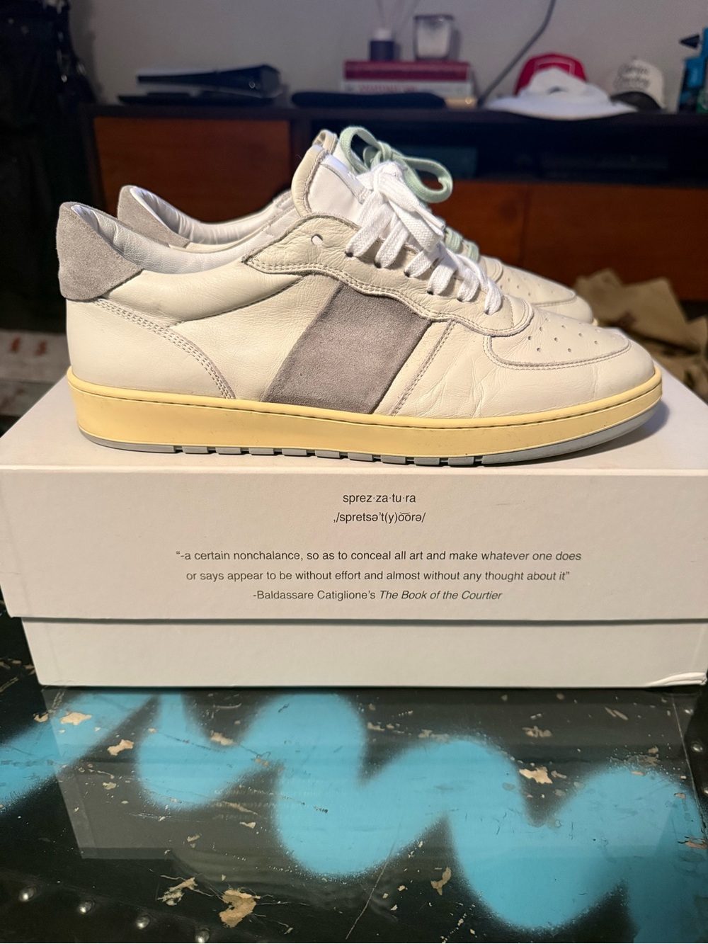 Collegium Pillar Destroyer Low Platinum
Suede Size 41 mens